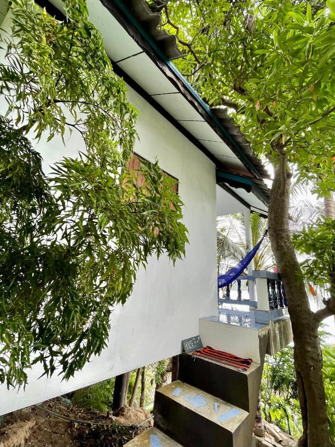 Secret Place Hotel And Restaurant Haad Yao Exterior foto